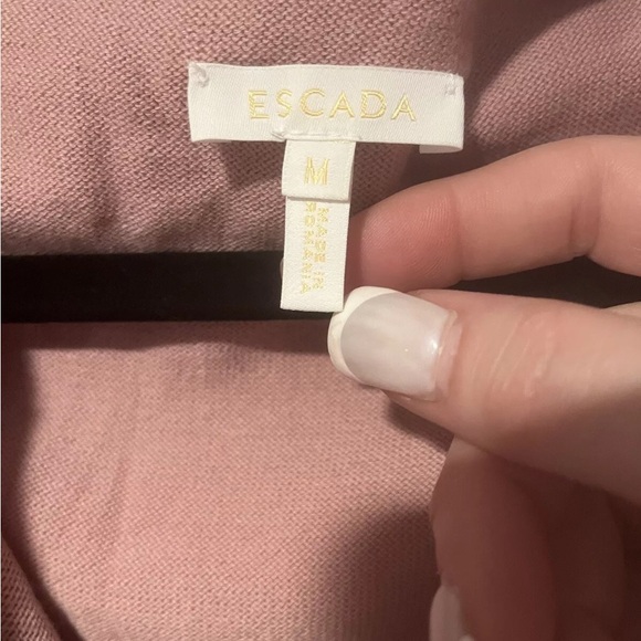 Preowned escada  Mauve sleeveless ruffle sweater  SIZE M - Picture 4 of 5